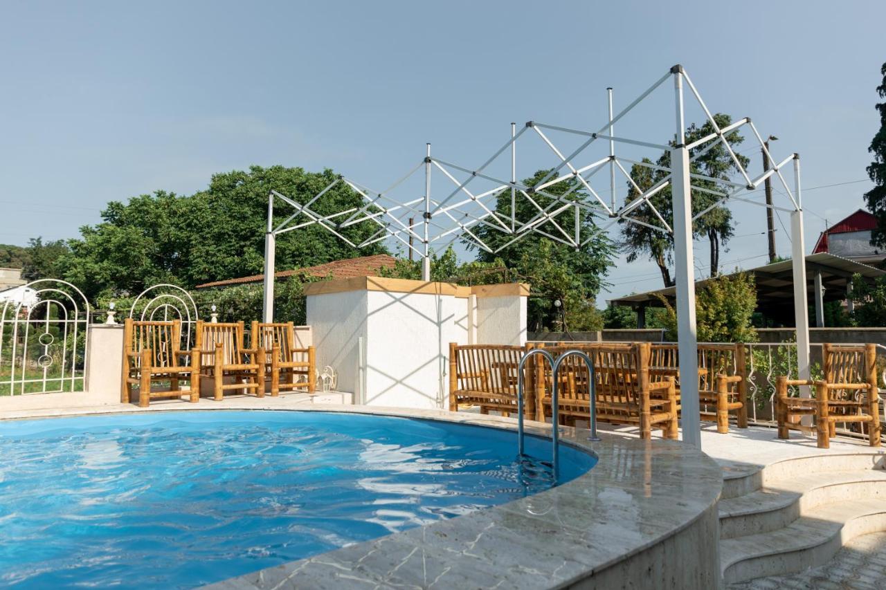 Guest House Sofia 코불레티 외부 사진