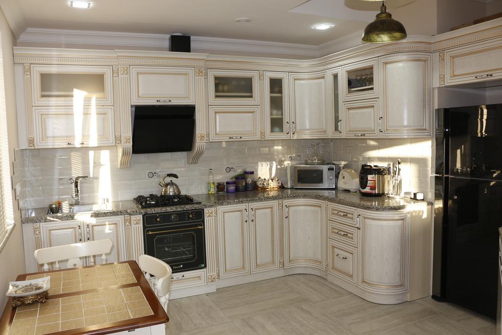 Guest House Sofia 코불레티 외부 사진