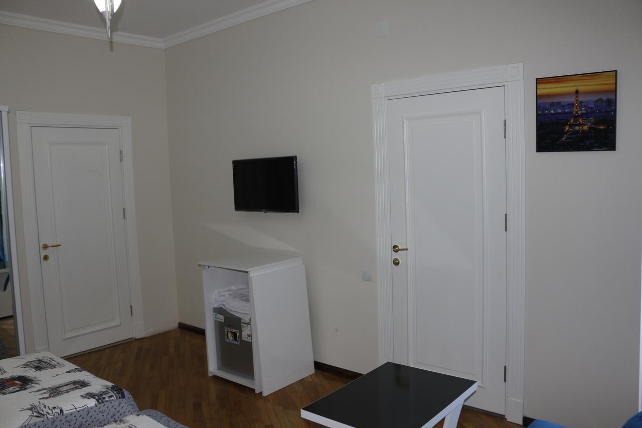 Guest House Sofia 코불레티 외부 사진