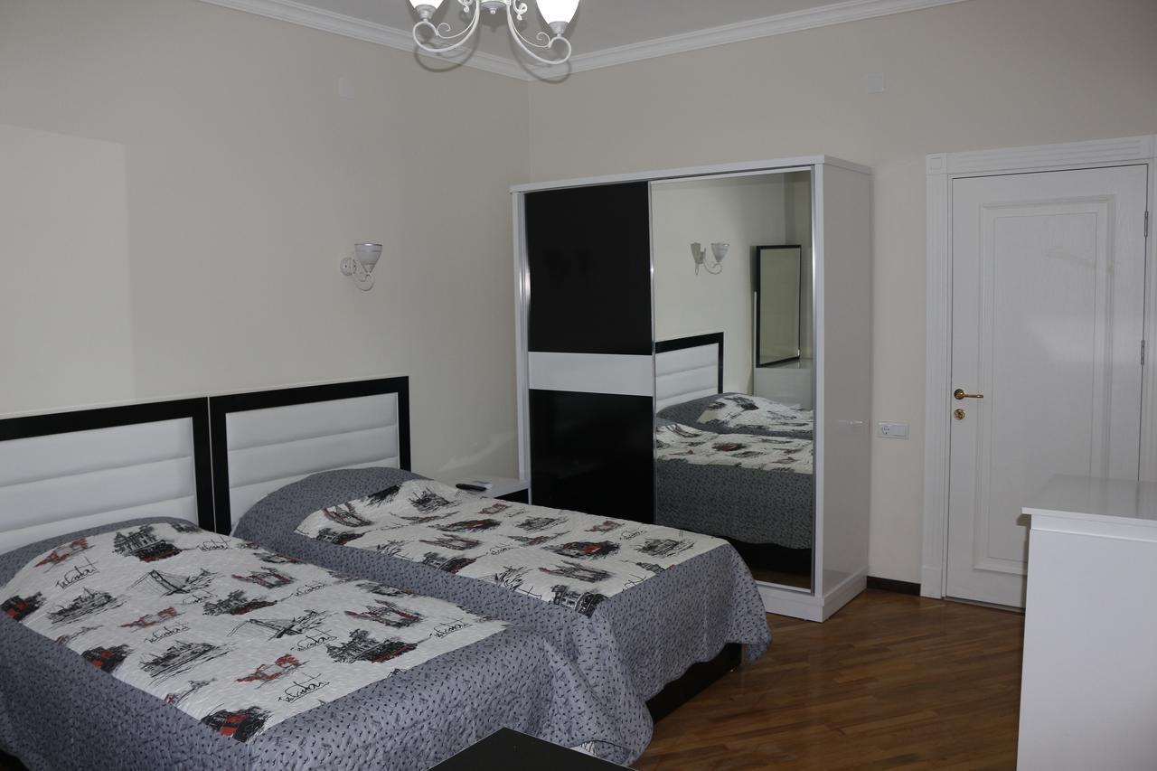 Guest House Sofia 코불레티 외부 사진